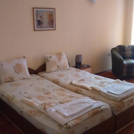 Guest House Pri Valyo Primorsko Luaran gambar