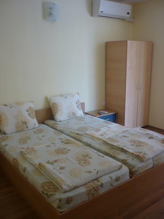 Guest House Pri Valyo Primorsko Luaran gambar