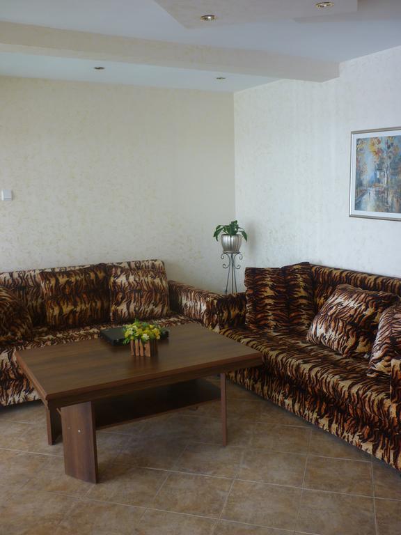 Guest House Pri Valyo Primorsko Luaran gambar