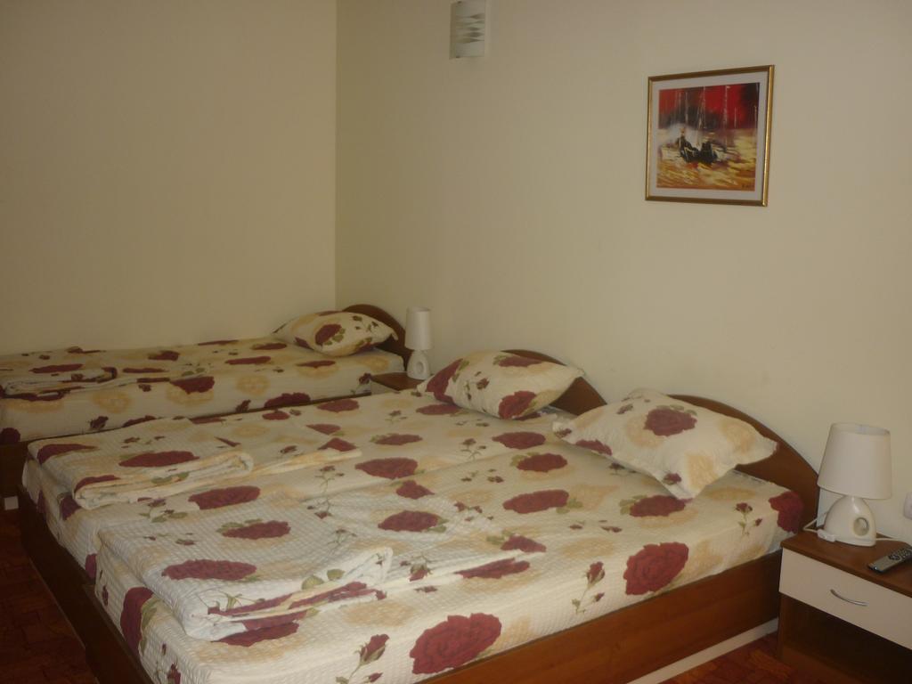 Guest House Pri Valyo Primorsko Luaran gambar