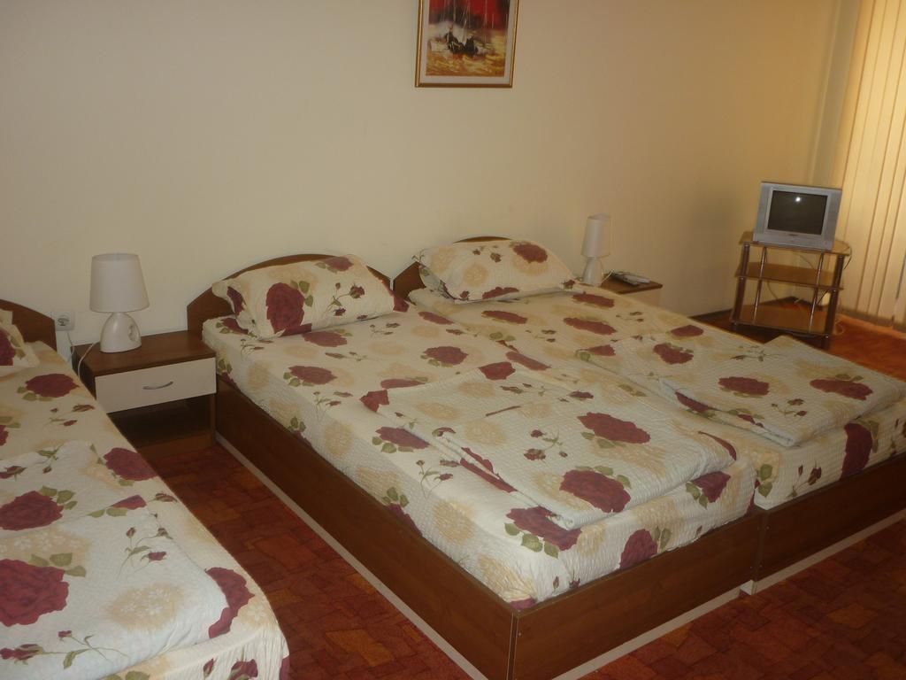 Guest House Pri Valyo Primorsko Luaran gambar